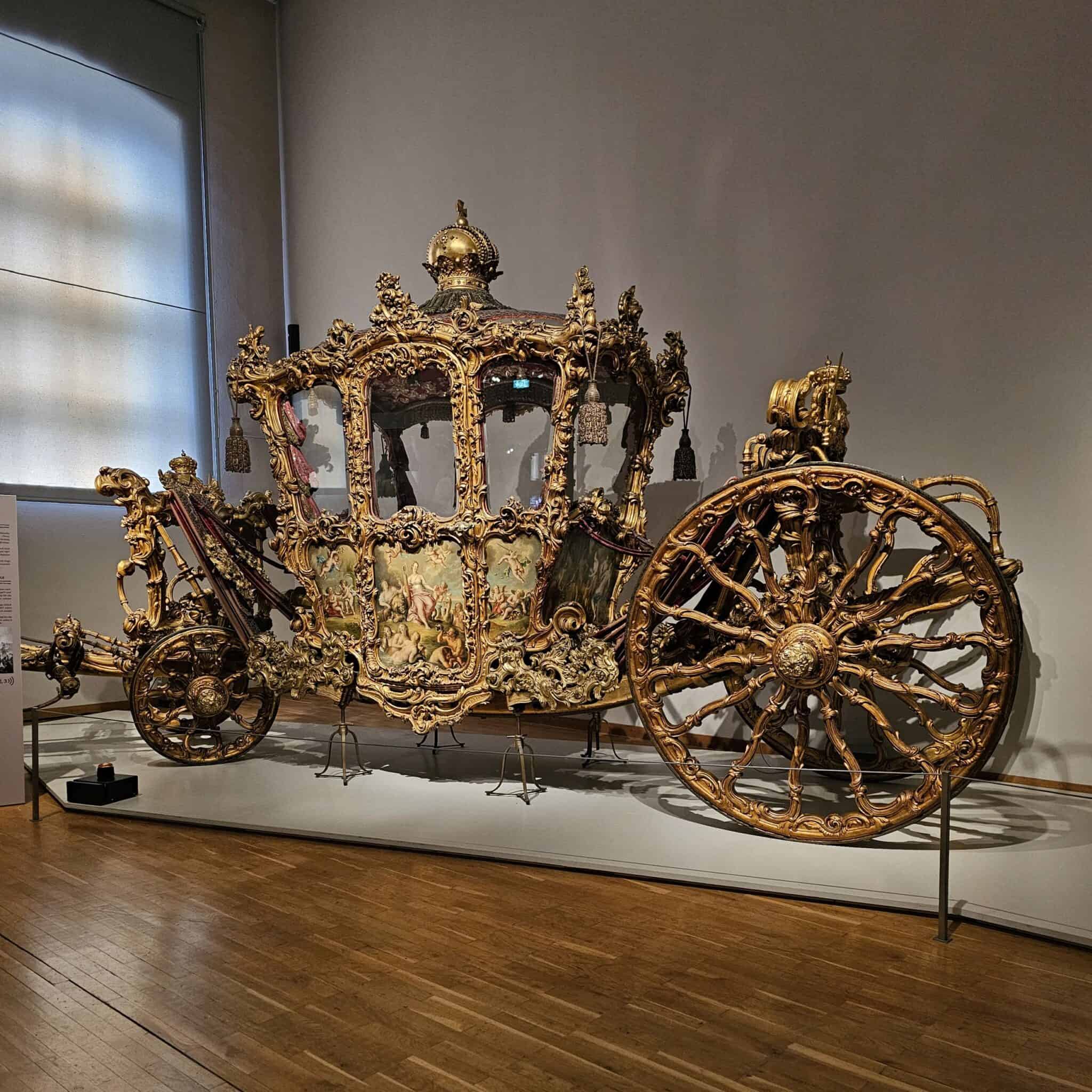 Trăsura imperială, folosită și la încoronarea împărătesei Sisi la Budapesta