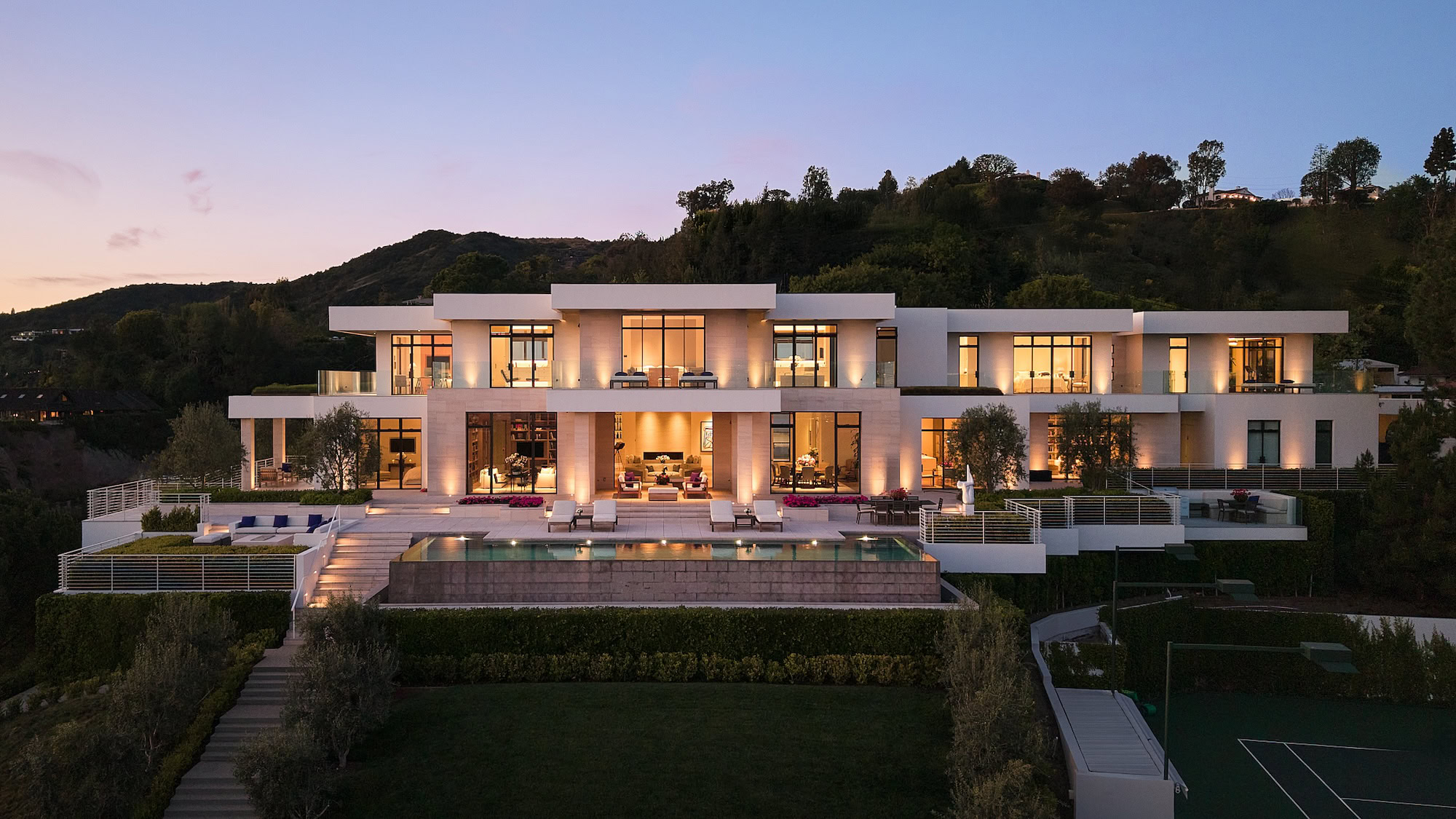 Cary Grant’s Palatial $119 Million Beverly Hills Mansion Is Fit For Hollywood Royalty