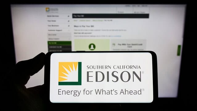 Southern California Edison credit notice with company logo