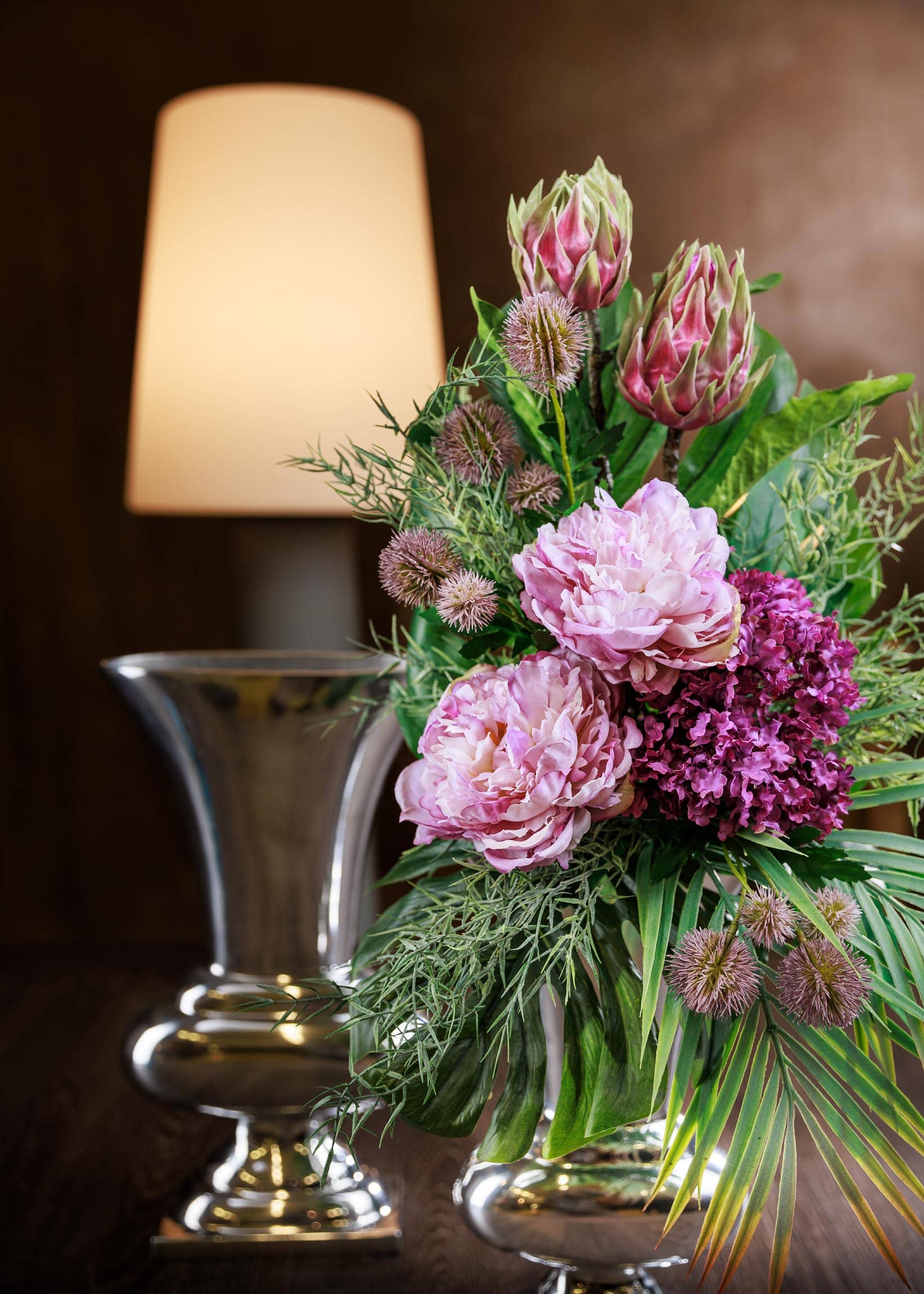 Dettaglio-Bouquet-Fiori-Finti-Cimitero-Peonie-Realistici-Fiori-Freschi
