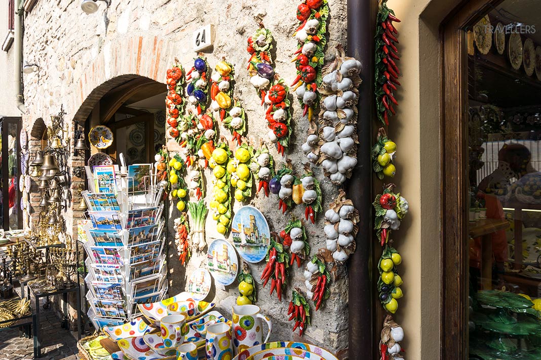 Ladenauslage in Sirmione