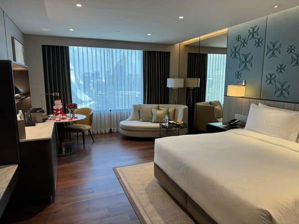 Review of the InterContinental Bangkok: Upscale Experience With Great Service in The Club Lounge 4 The Premium Room in Intercontinental Bangkok 02