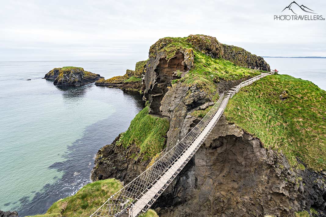 Die Hängebrücke Carrick-a-Rede in Nordirland