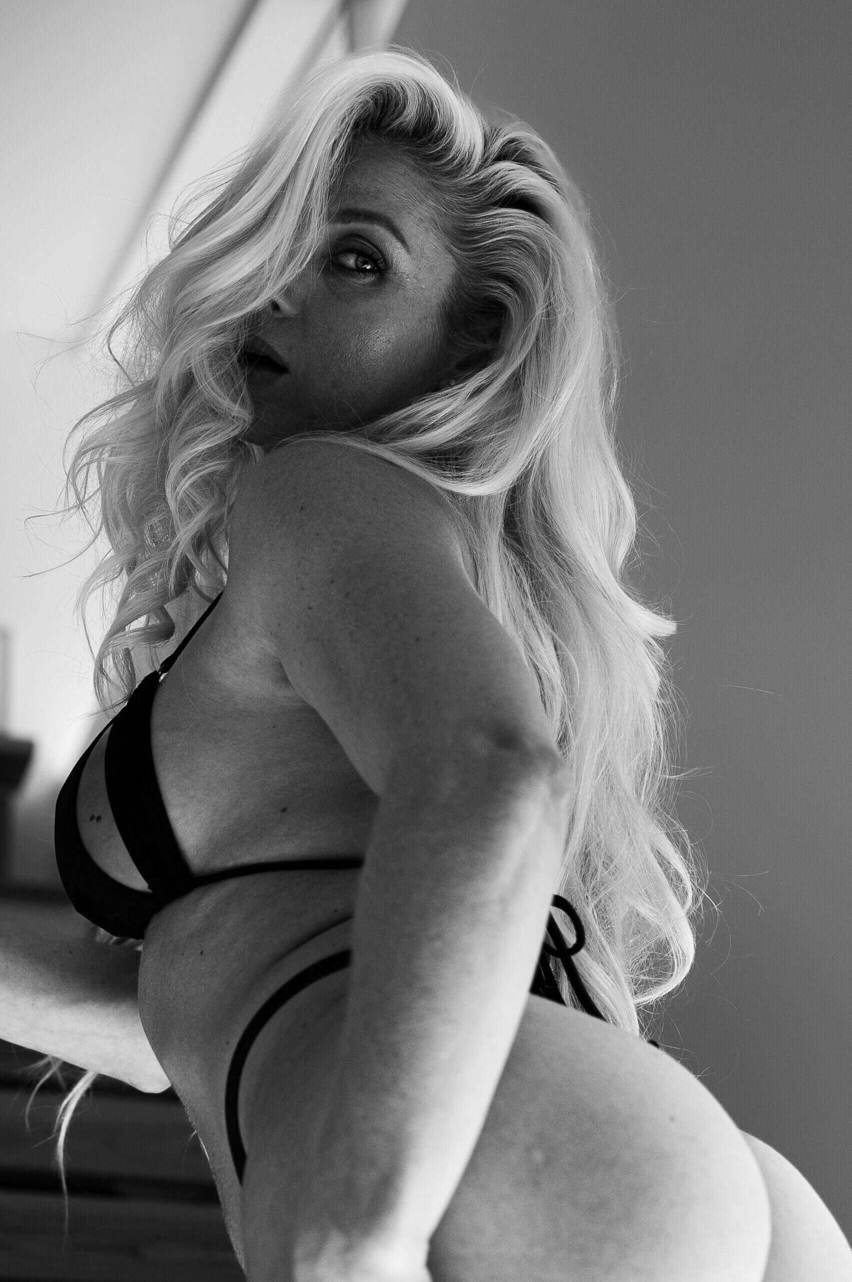 Luxury boudoir photography in Los Angeles, ELI Boudoir