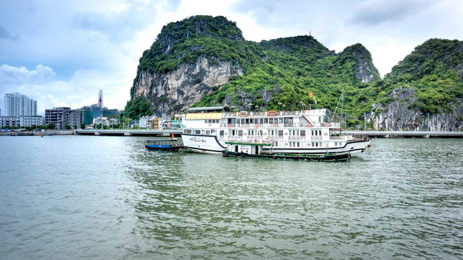 Stunning Photos of the World’s Most Colorful Natural Wonders