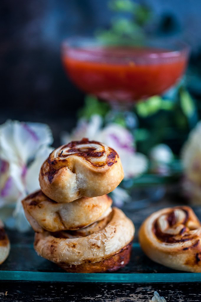 feuilletés roulés sauce tomates Marmande feuilletés roulés sauce tomates Marmande