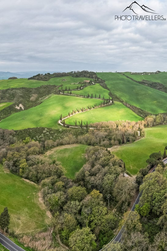 Die Serppentinen hinauf zum Agriturismo Podere Casanova