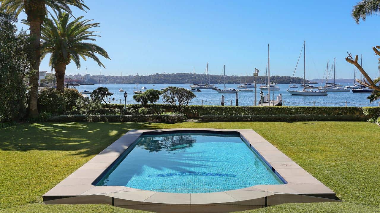 Boomerang House Elizabeth Bay1
