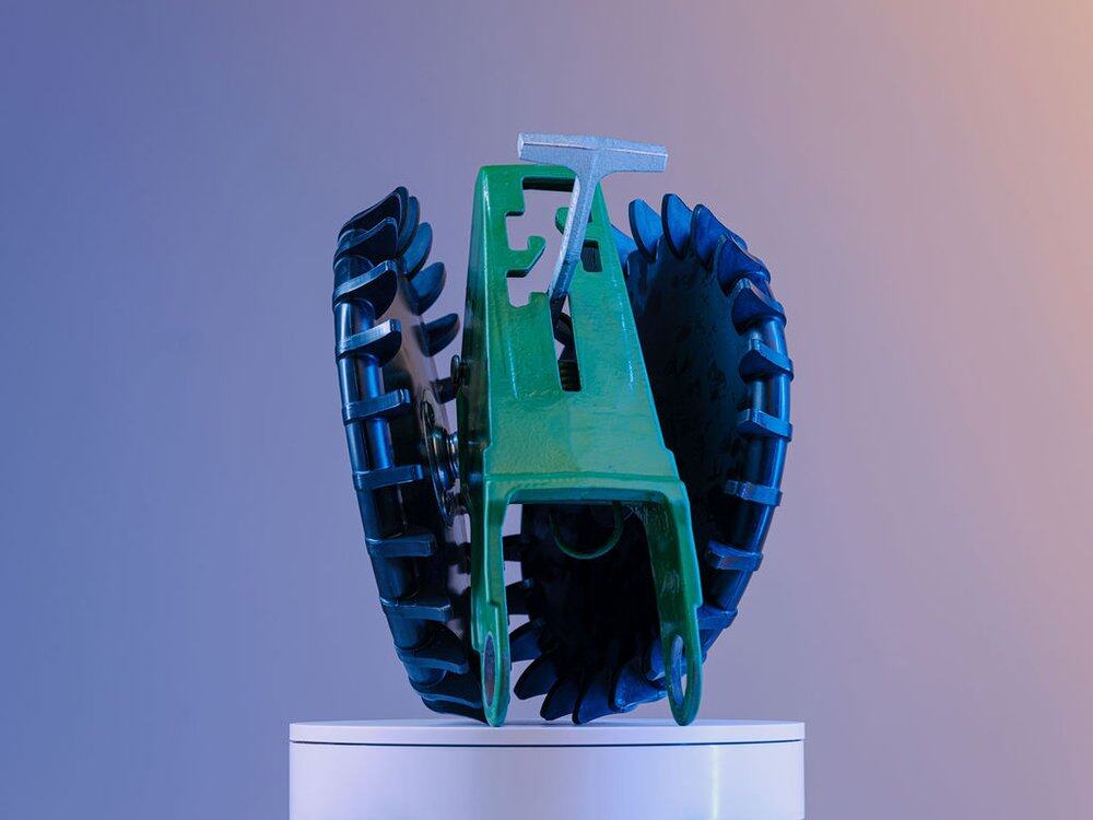 Rear low-angle view of 4Ag closing wheel showing wheel height and clearance