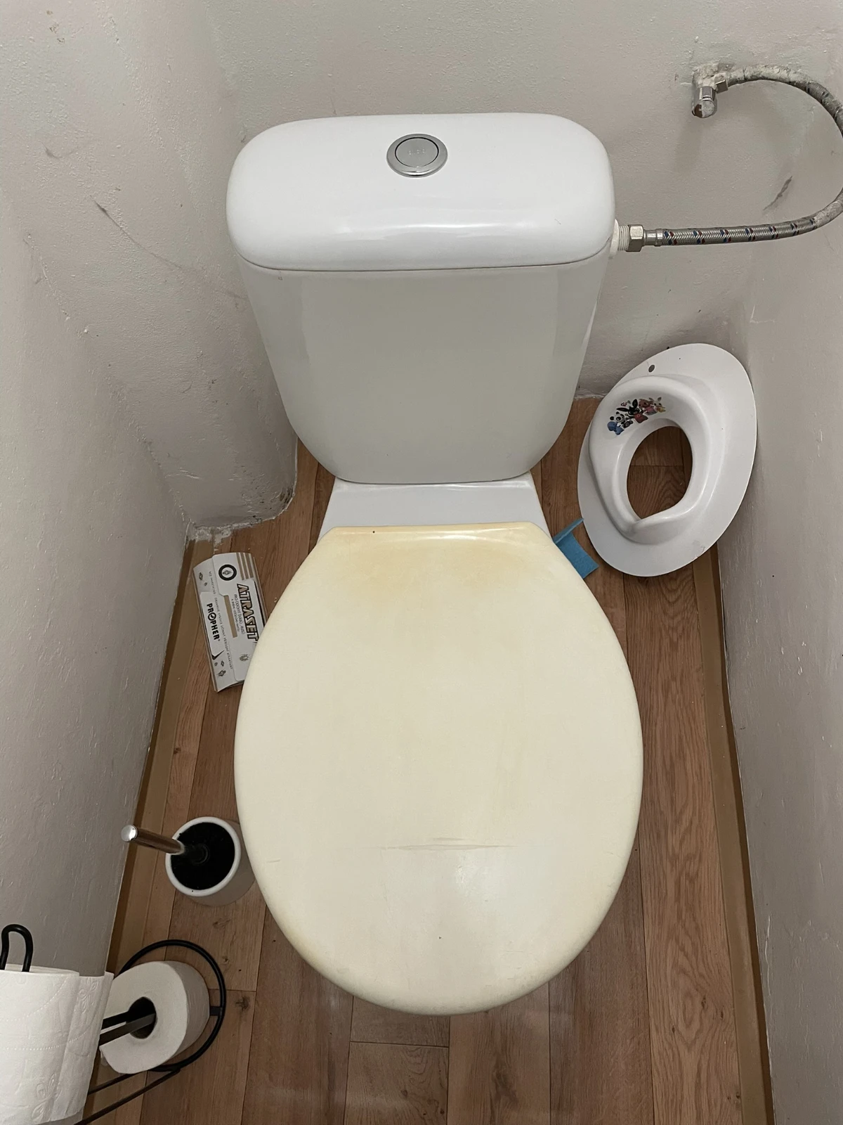 Oprava protékajícího záchodu