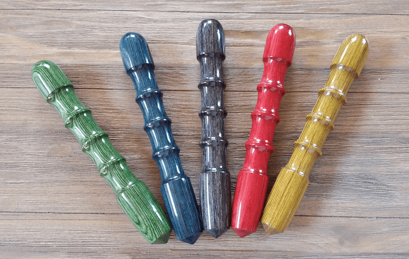 Cooley coloured sticks