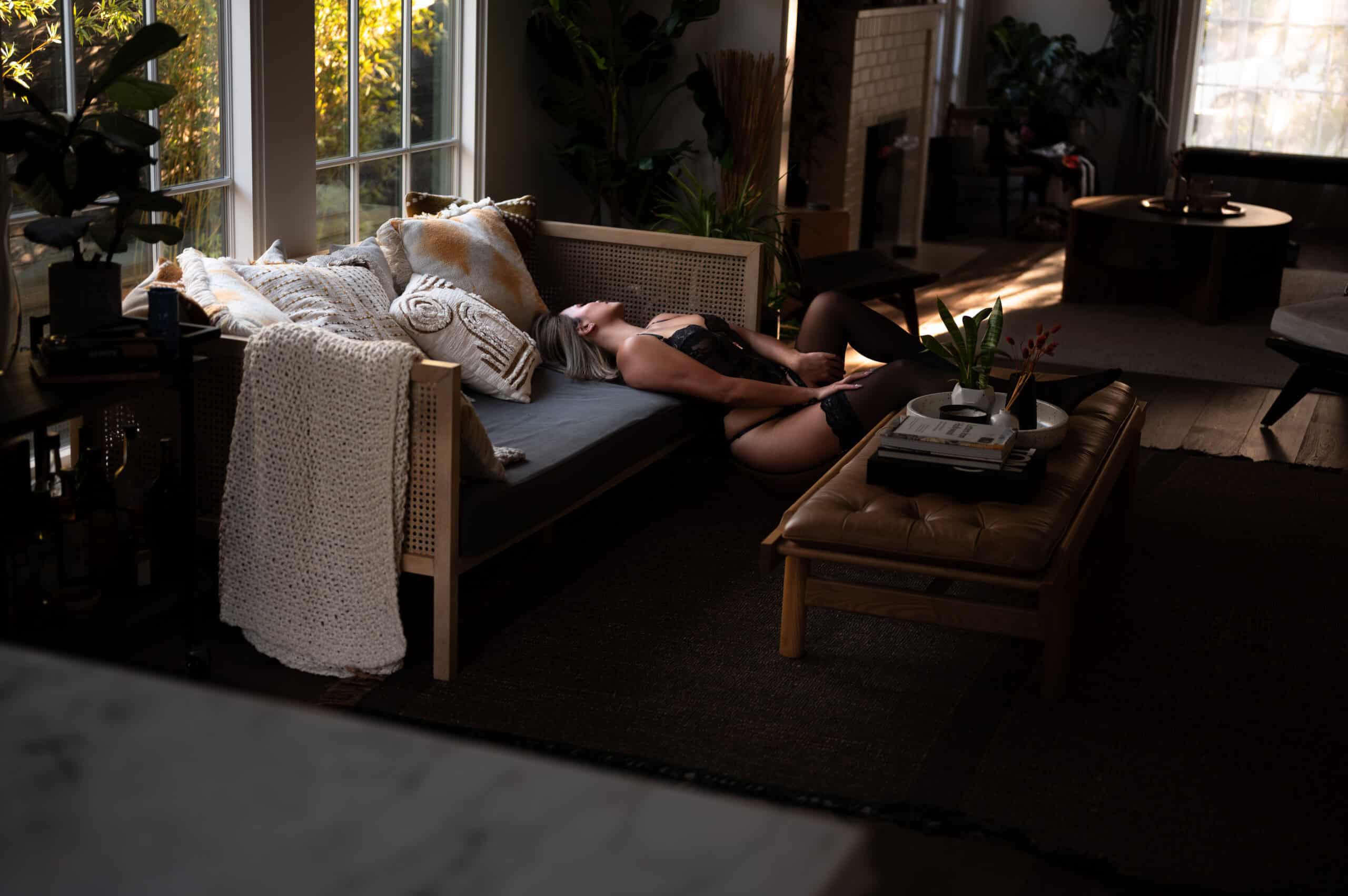 Boudoir Poses Couch Posing ELI Boudoir Los Angeles Southern California