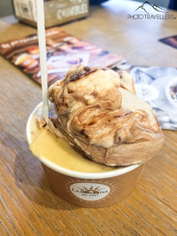 Becher mit Eiscreme