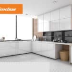 Imagen de cocina integral moderna en material hi-gloss