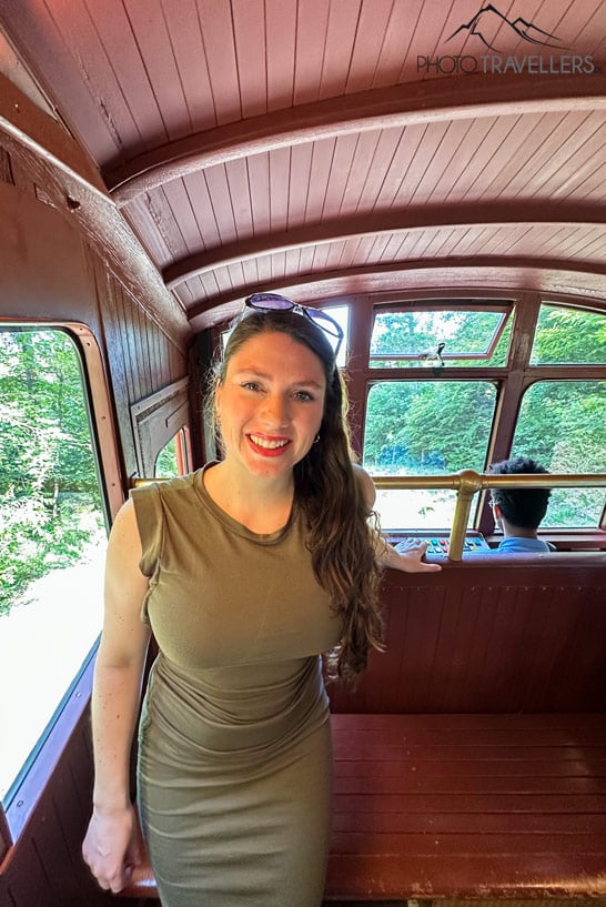 Reisebloggerin Biggi Bauer in der Heidelberger Bergbahn