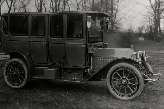 amplex Vintage early 20th-century automobile on display at The History Museum, showcasing historical transportation and industrial heritage.