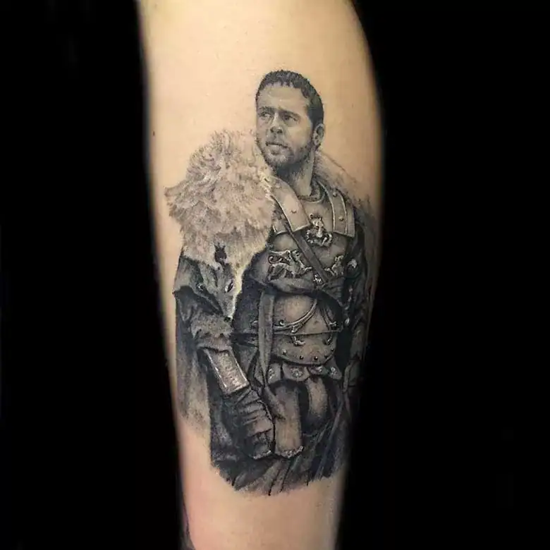 Realistic, Black & Grey Tattoos realistische Gladiator tattoo