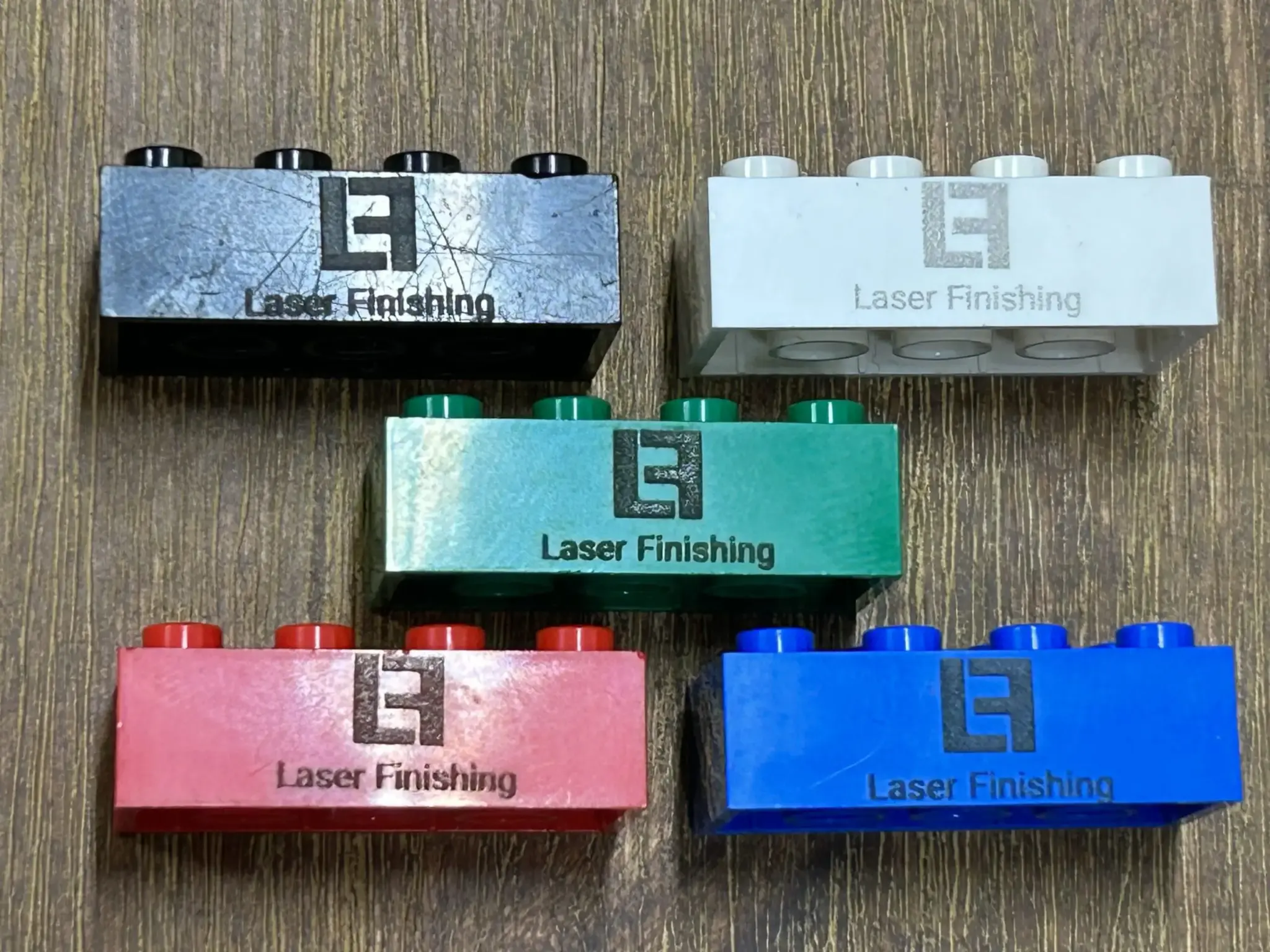 Lasergravur auf Lego Stein Lasergravur auf Lego Stein