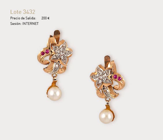 Subastas 1702 - Subasta marzo 2024 - Pendientes oro, gemas y perlas