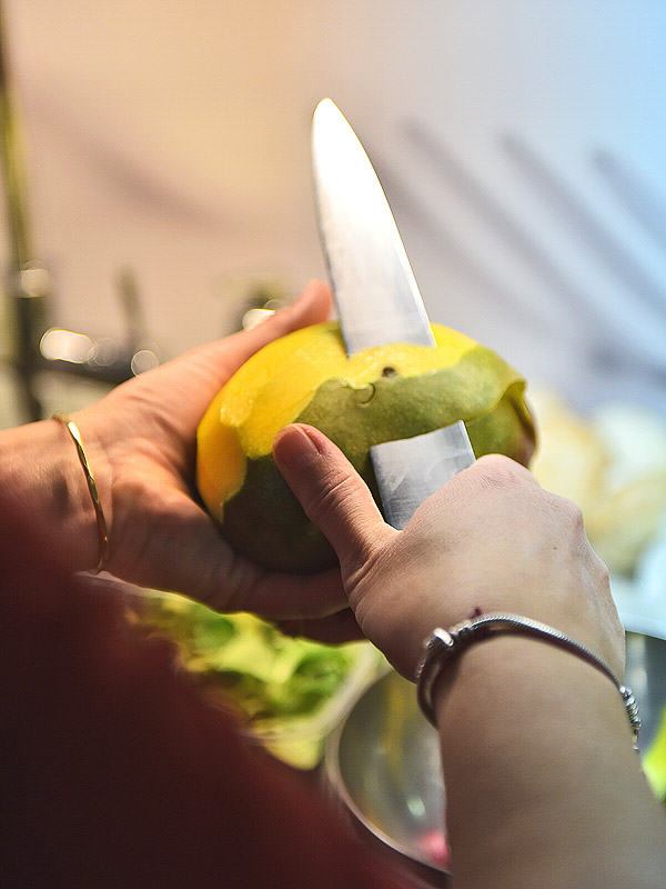 Epluchage mangue