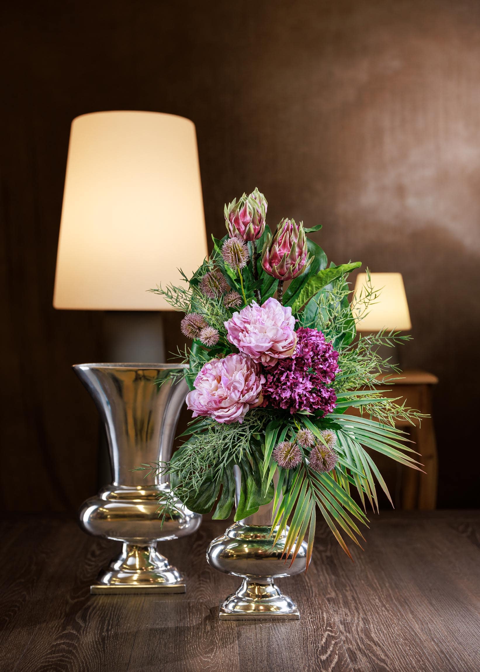 Bouquet-Fiori-Finti-Cimitero-Peonie-Rosa-Bacche-Verde