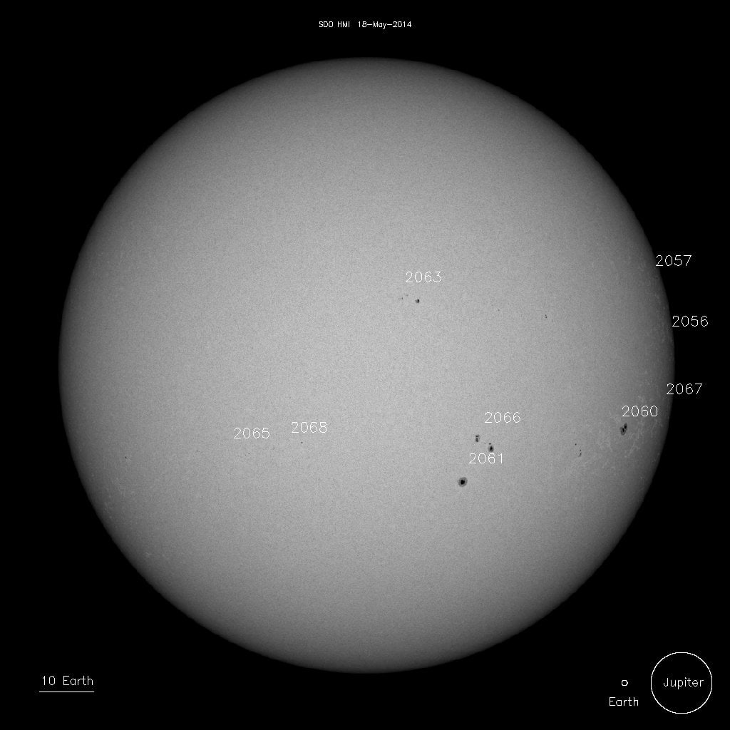 Nach kurzem Anstieg: Sonnenaktivität wieder rückläufig 2 Sichtbare Sonnenflecken, Bild: https://sohowww.nascom.nasa.gov/sunspots/