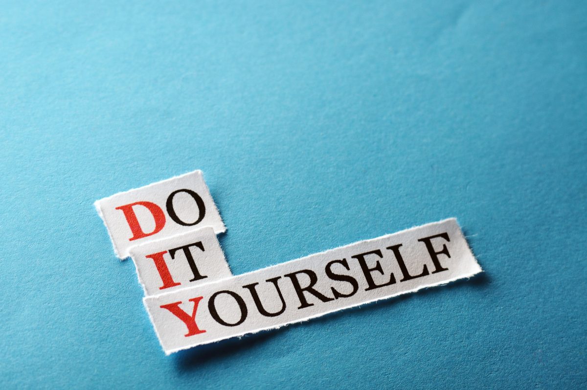 how to save money as a college student