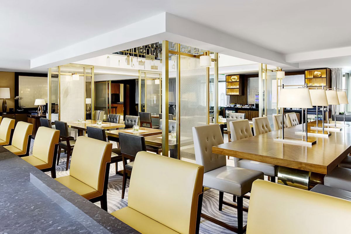 Hilton Executive Lounges: Access, Locations & Benefits