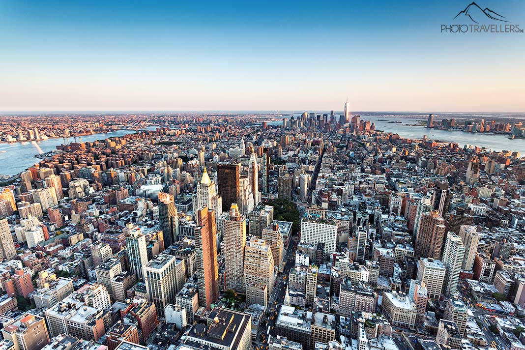 Der Blick vom Empire State Building nach Süden über Manhattan