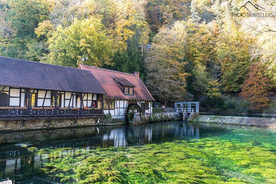 Der Blautopf mit Wasserrad