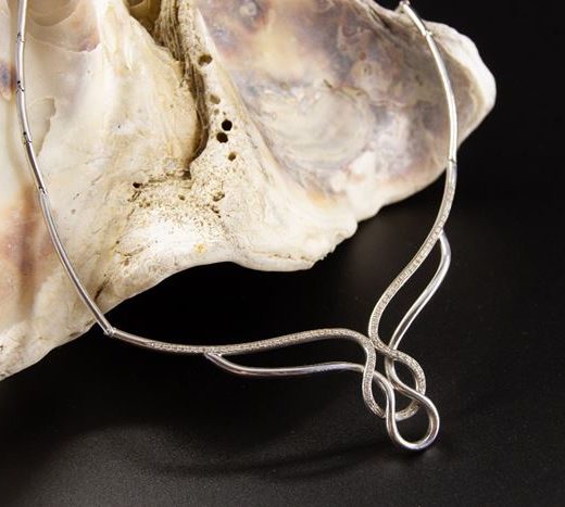 El Monte La Caja de Canarias - Subasta marzo 2022 - Collar