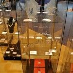 Decimononic at Madrid Joya 2015 - Glass cabinet with some jewels of the Metropolis Collection