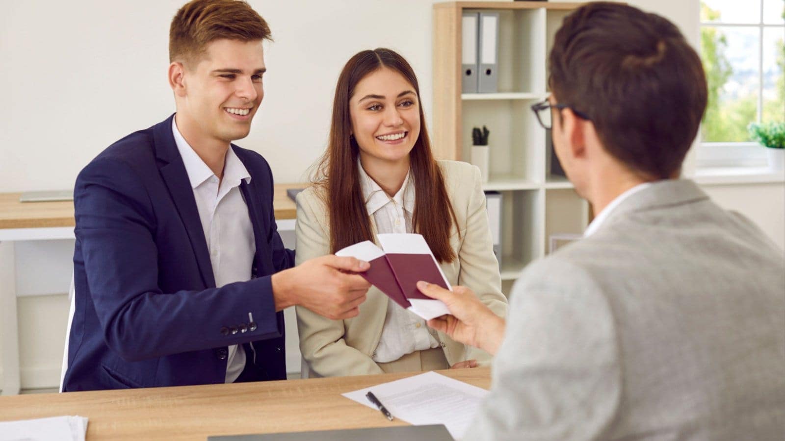 15 Must-Do Tips for Buying Property Abroad