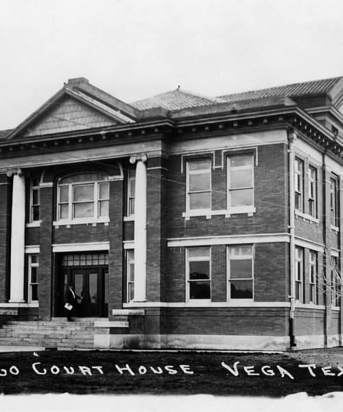 oldham-county-chamber-of-commerce-courthouse-enhanced