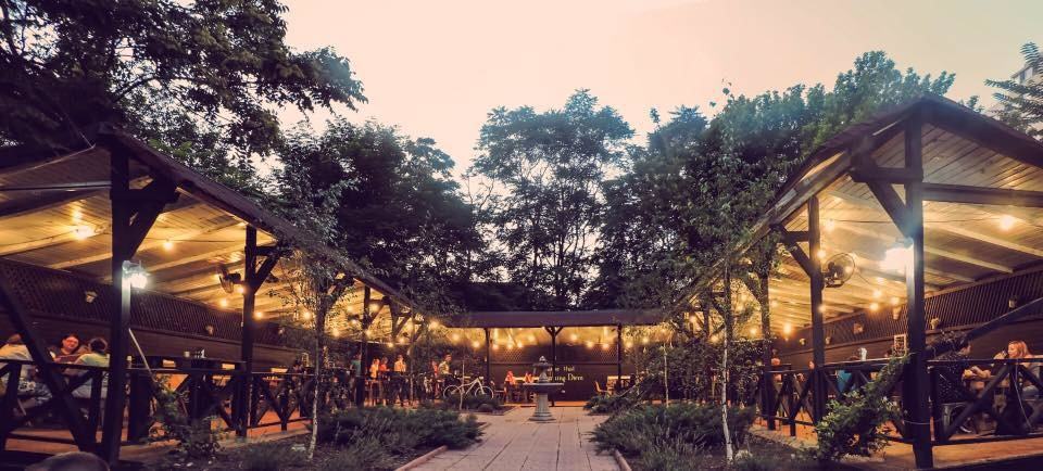 Hashtag Pub terasa cu loc de joaca pentru copii Bucuresti Hashtag Pub terasa cu loc de joaca pentru copii Bucuresti