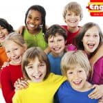 Importanța Jocurilor de Construcții Engino în Dezvoltarea Copilului Tău engino toys jocuri de constructii grup copii