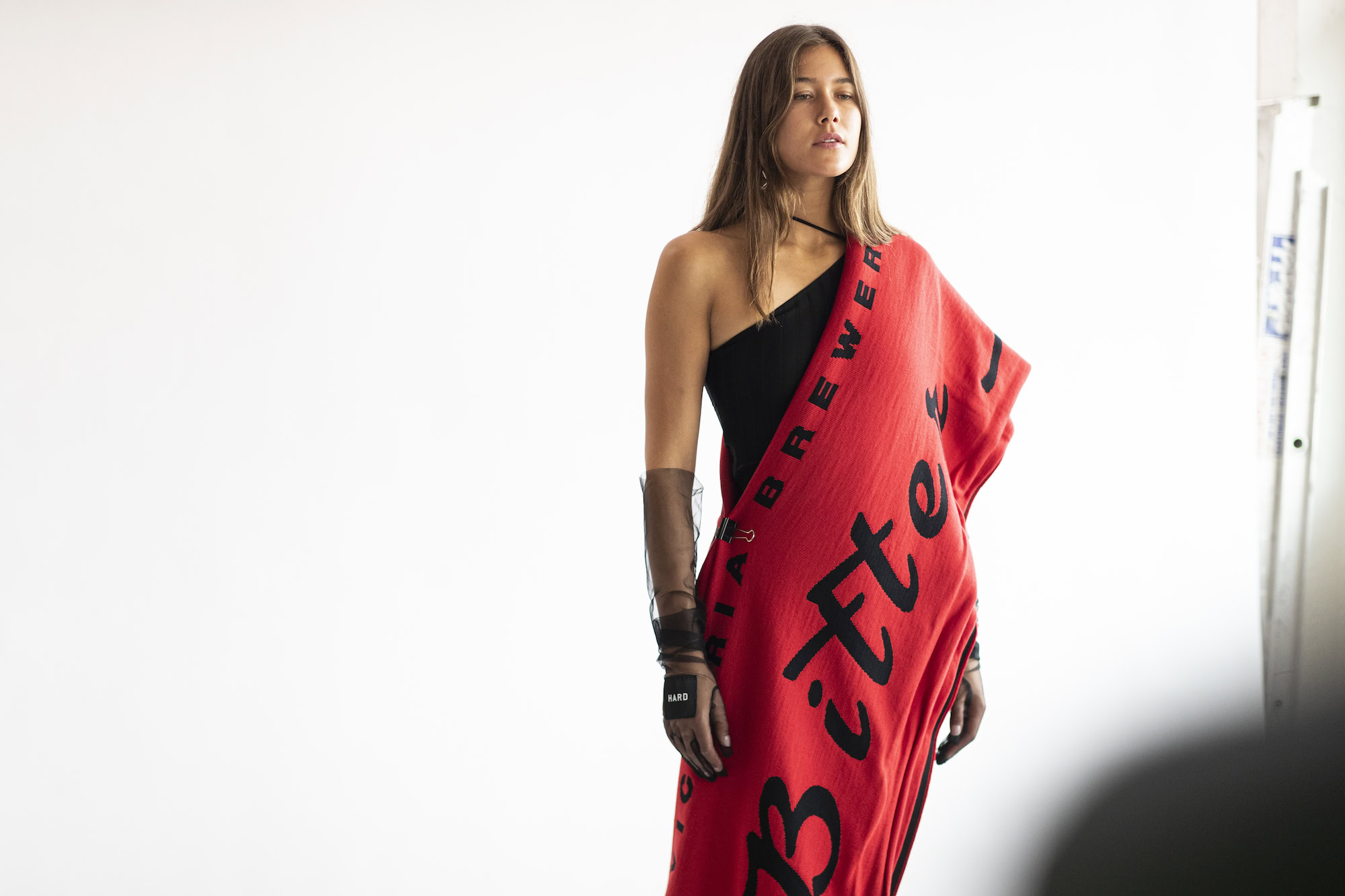 Strateas Carlucci Victoria Bitter