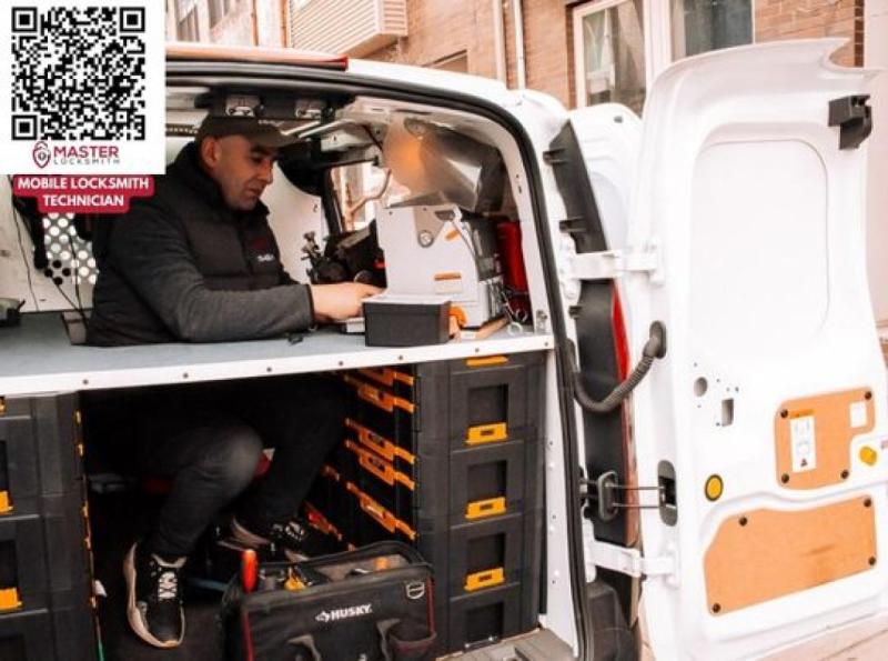 Mobile Locksmith Technician - Locksmith St. Louis- Master ...