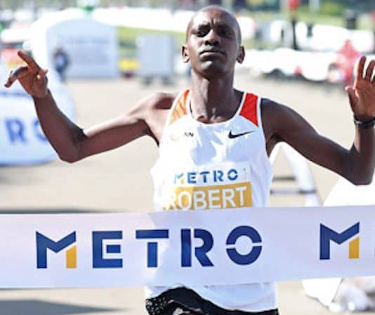 19-year-old Robert Chemonges wins METRO Marathon Duesseldorf