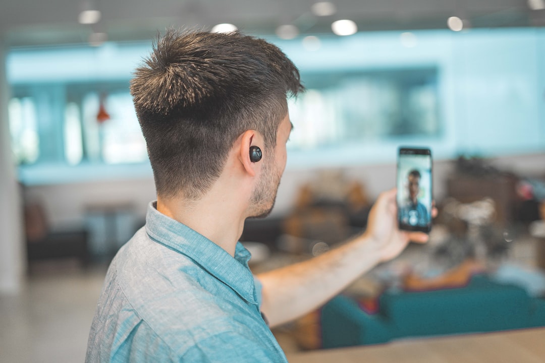 How to Choosing the Perfect Gay Dating App Profile Picture 1 How to Choosing the Perfect Gay Dating App Profile Picture