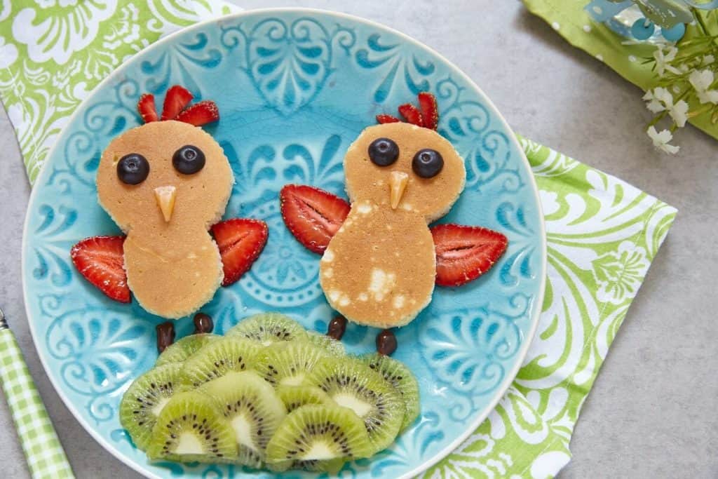 Pfannkuchen Küken Rezept für Kinder mit essbarer Deko