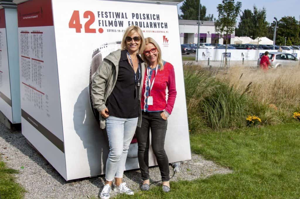 dobry rok szalonych walizek