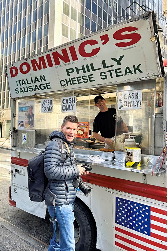 Reiseblogger Florian Westermann bei Dominic's Italian Sausage in New York