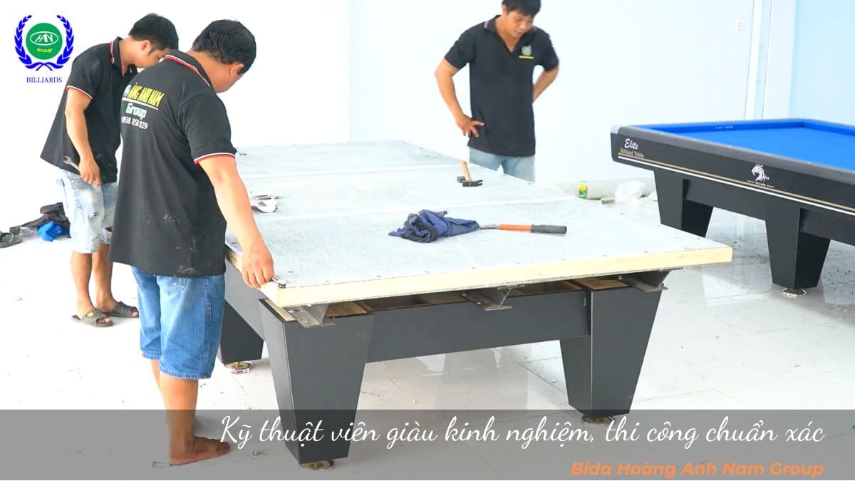 Đội ngũ kỹ thuật viên tại Bida Hoàng Anh Nam Group luôn đảm bảo tay nghề cao
