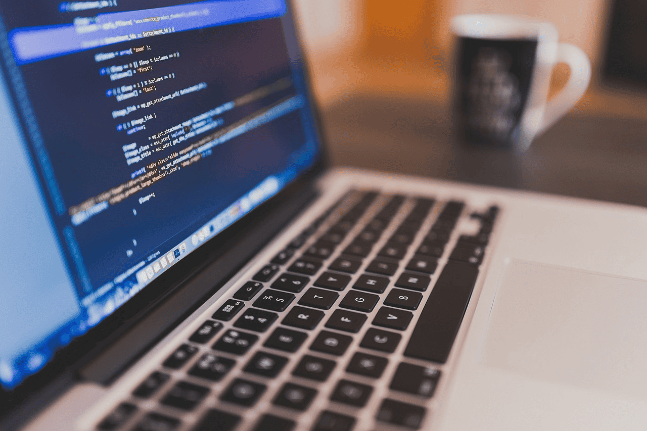 What are the Minimum Hardware Requirements for Python Programming?