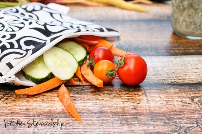 Seeking the BEST reusable snack and sandwich bags - and finding more than one! Veggies in Reusable Bag for Lunch