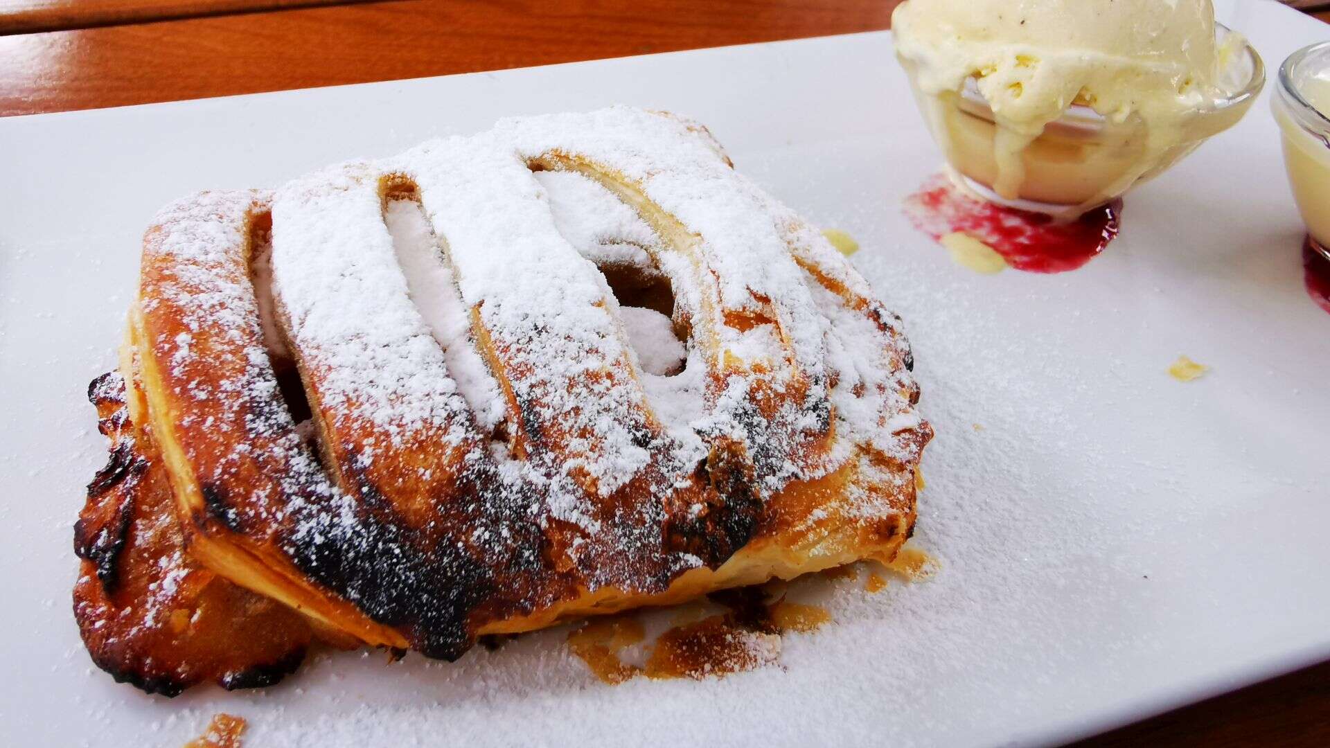 Curtea Berarilor Timișoreana, Ploiești - ștrudel