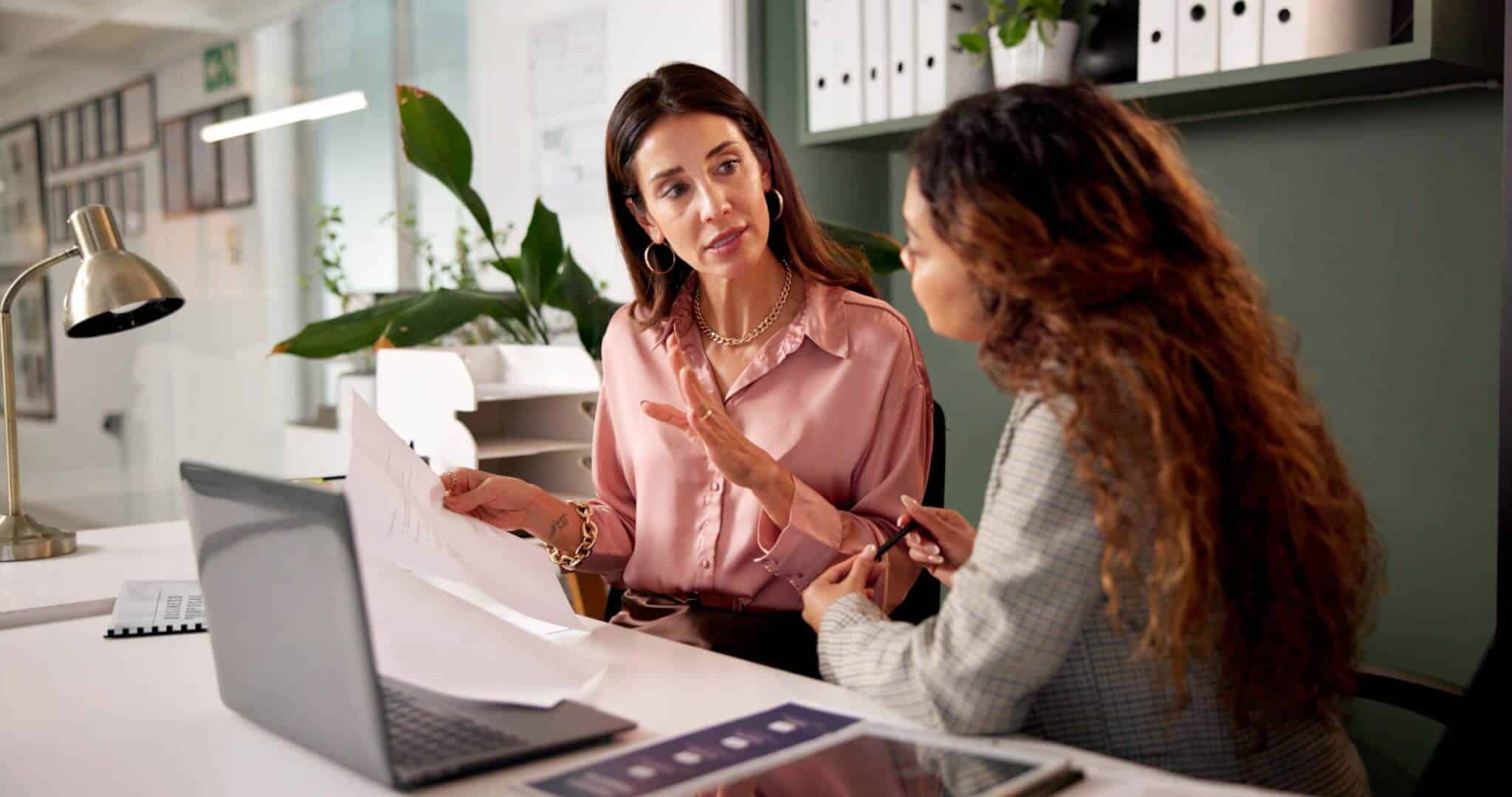 Office, planning and financial advisor with client for document, investment discussion and tips. Business meeting, women or conversation with policy for insurance advice, guidance or corporate report
<span class="bsf-rt-reading-time"><span class="bsf-rt-display-label" prefix=""></span> <span class="bsf-rt-display-time" reading_time="11"></span> <span class="bsf-rt-display-postfix" postfix="Minuten Lesezeit"></span></span><!-- .bsf-rt-reading-time -->