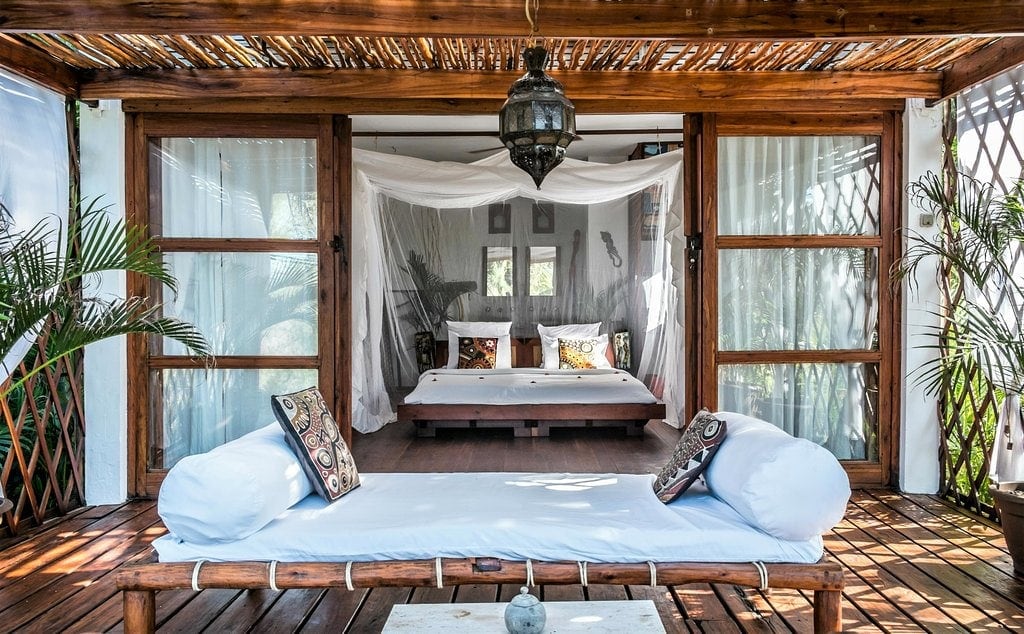 Baia Sonambula - Where to Stay in Mozambique