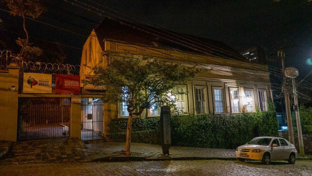 dom polski w kurytybie